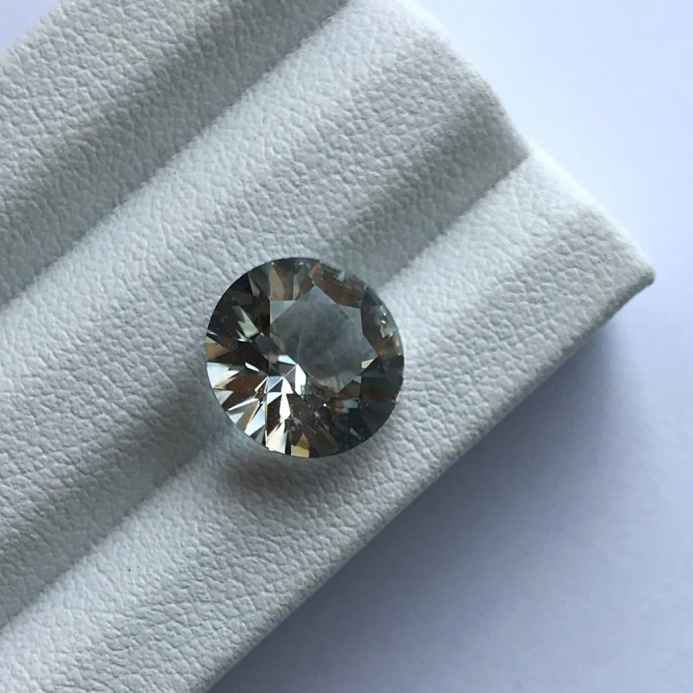 Faceted topaz 4.92 ct