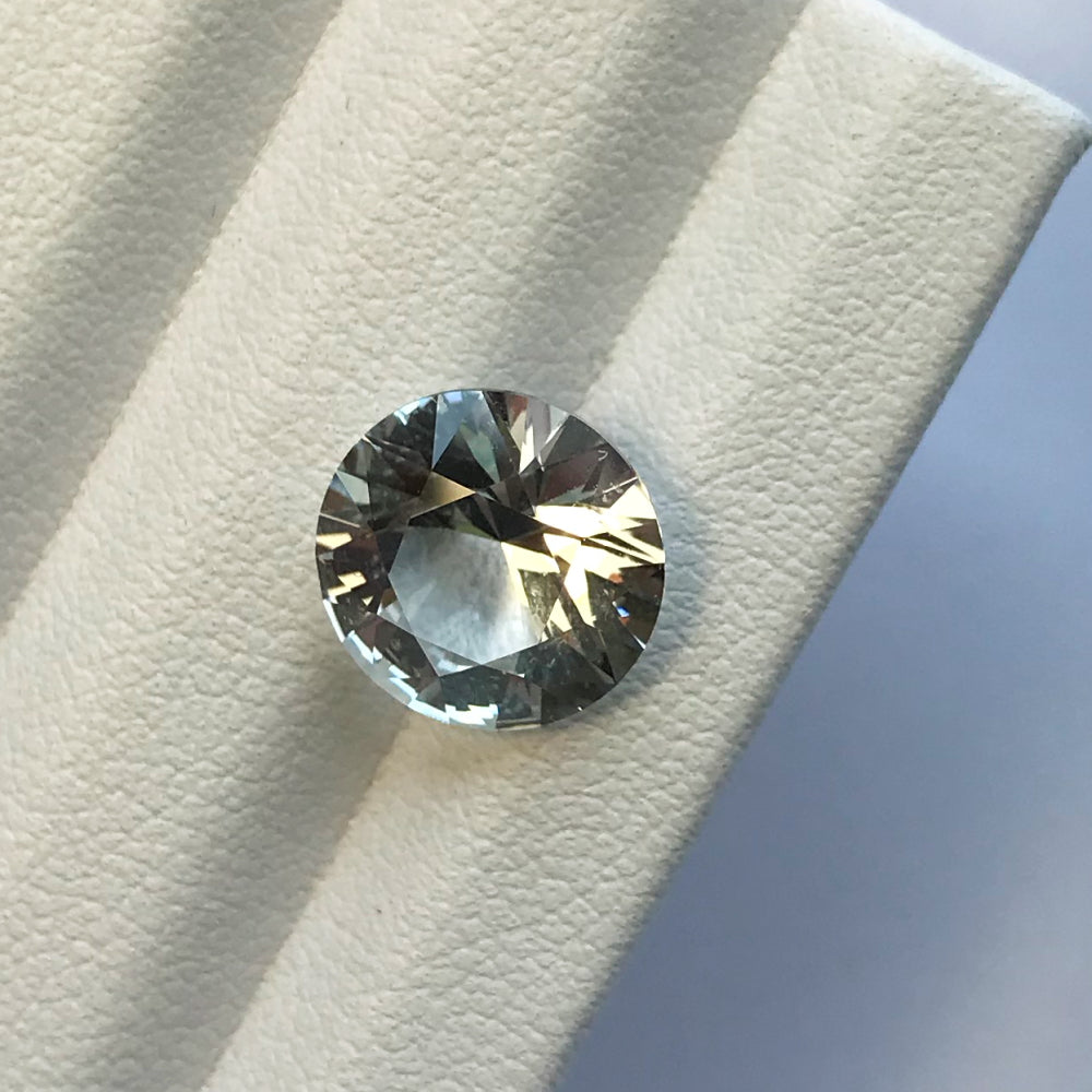 Faceted topaz 4.92 ct