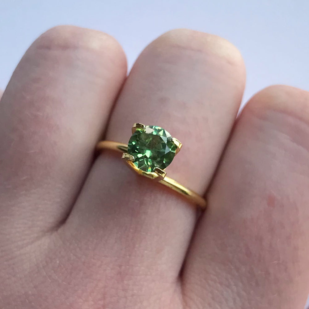Faceted demantoid garnet 1.25 ct