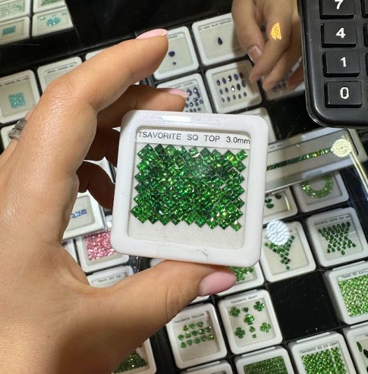 Tsavorite Garnet Buying Guide