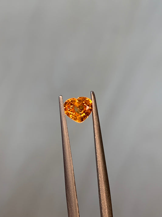Heart faceted spessartite orange garnet 1.055 ct