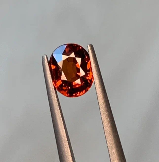 Mandarin spessartite garnet 1.09 ct