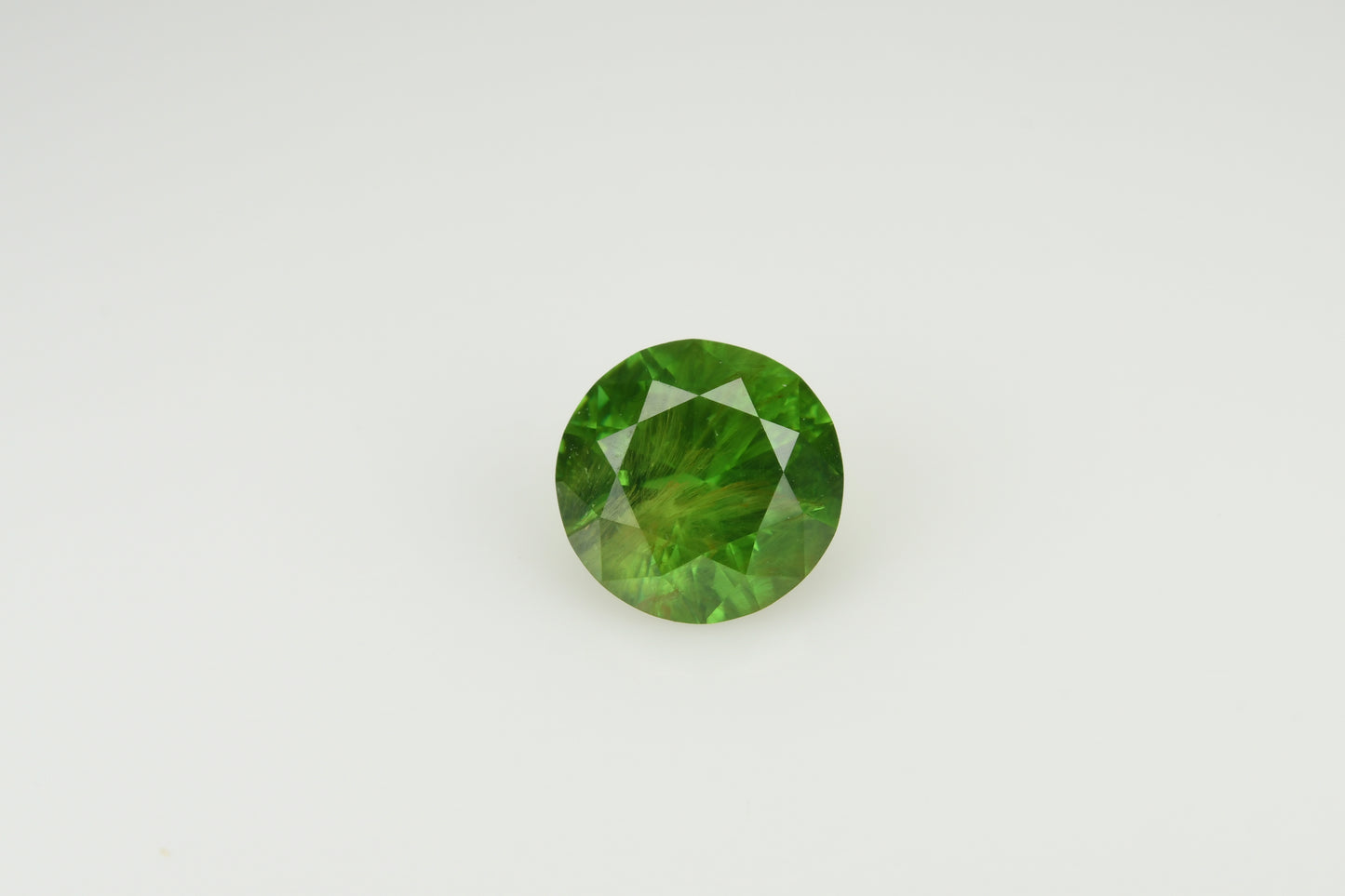 Vivid green demantoid garnet 1.85 ct