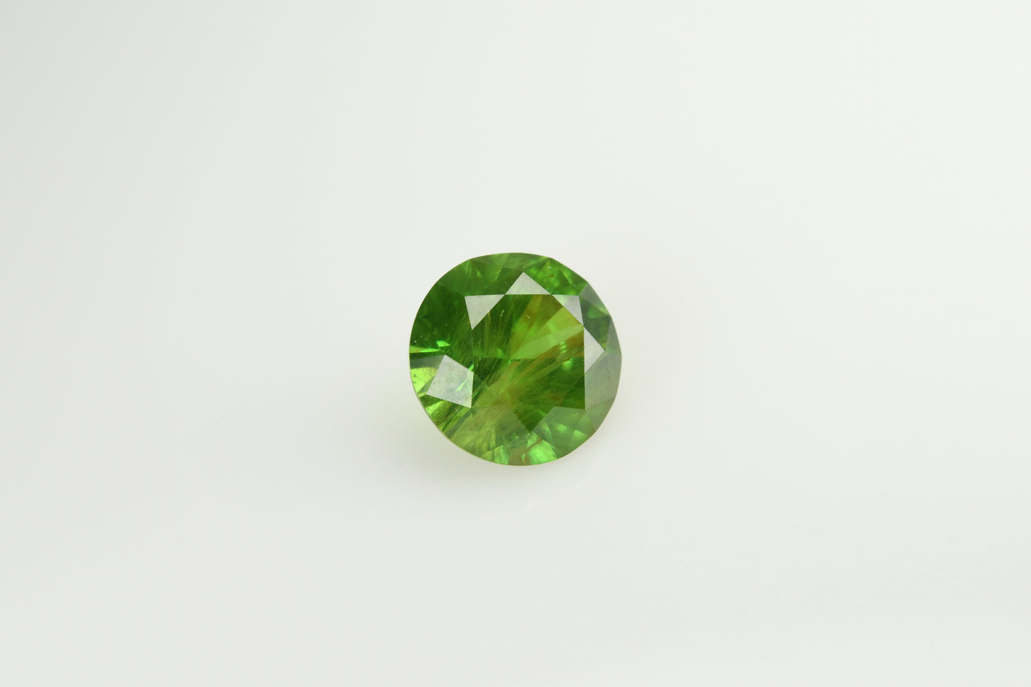 Vivid green demantoid garnet 1.85 ct