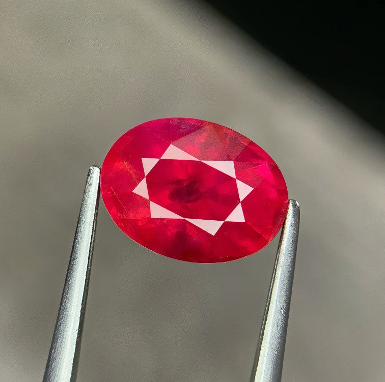 3.09 cts, Natural faceted Ruby