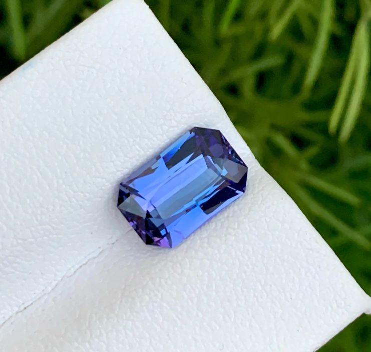 Faceted tanzanite 3 ct
