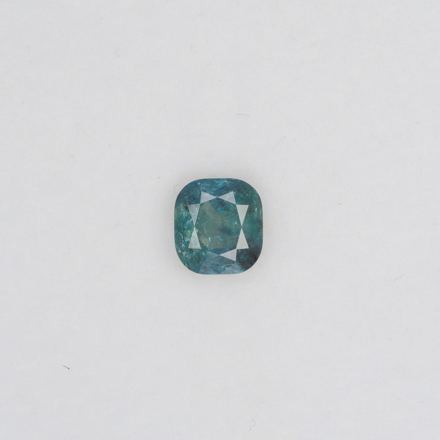 Rare 0.94 ct Faceted Russian Alexandrite with Striking