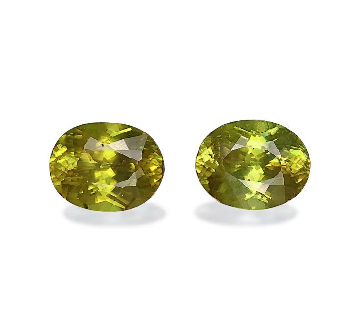 Yellow faceted sphen 4.90 ct