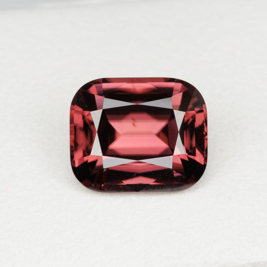 7.15 cts, Faceted red zircon, cushion cut