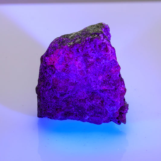 Russian alexandrite rough specimen, 125 cts