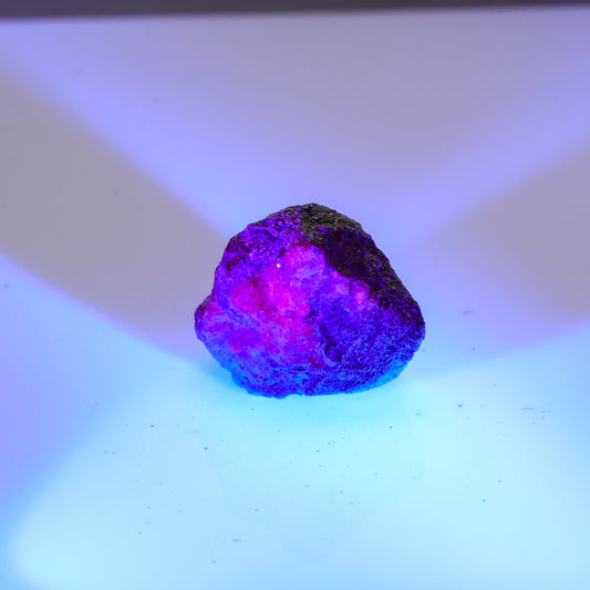 Russian alexandrite rough specimen, 25.4 cts