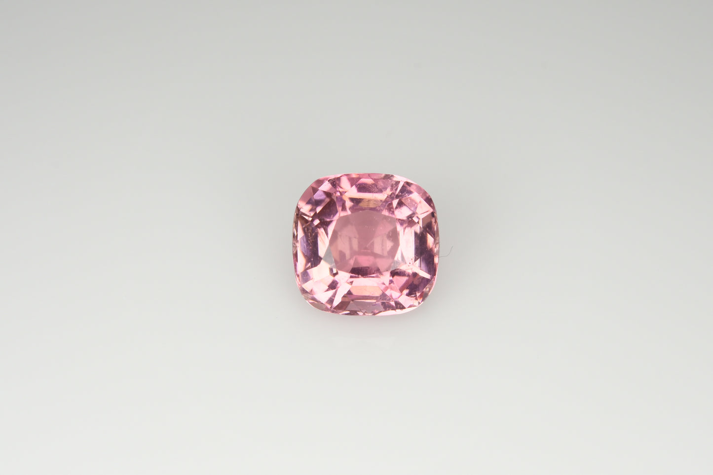 Faceted pink tourmaline 3 ct
