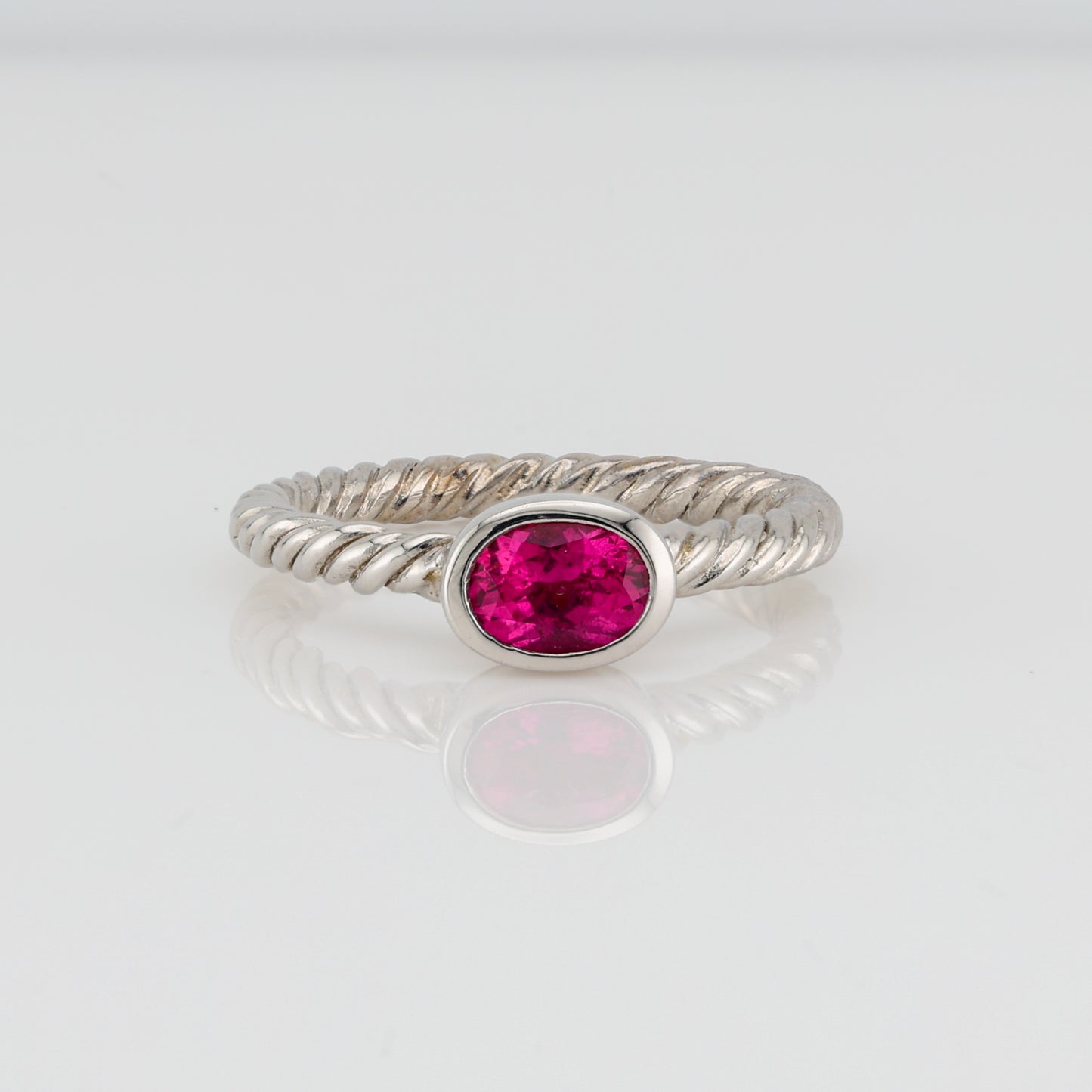 Faceted rubellite tourmaline silver ring, 1.2 cts