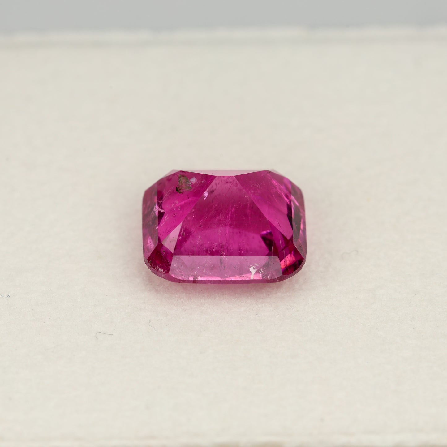 Faceted afghan rubellite tourmaline gemstone, 3 cts