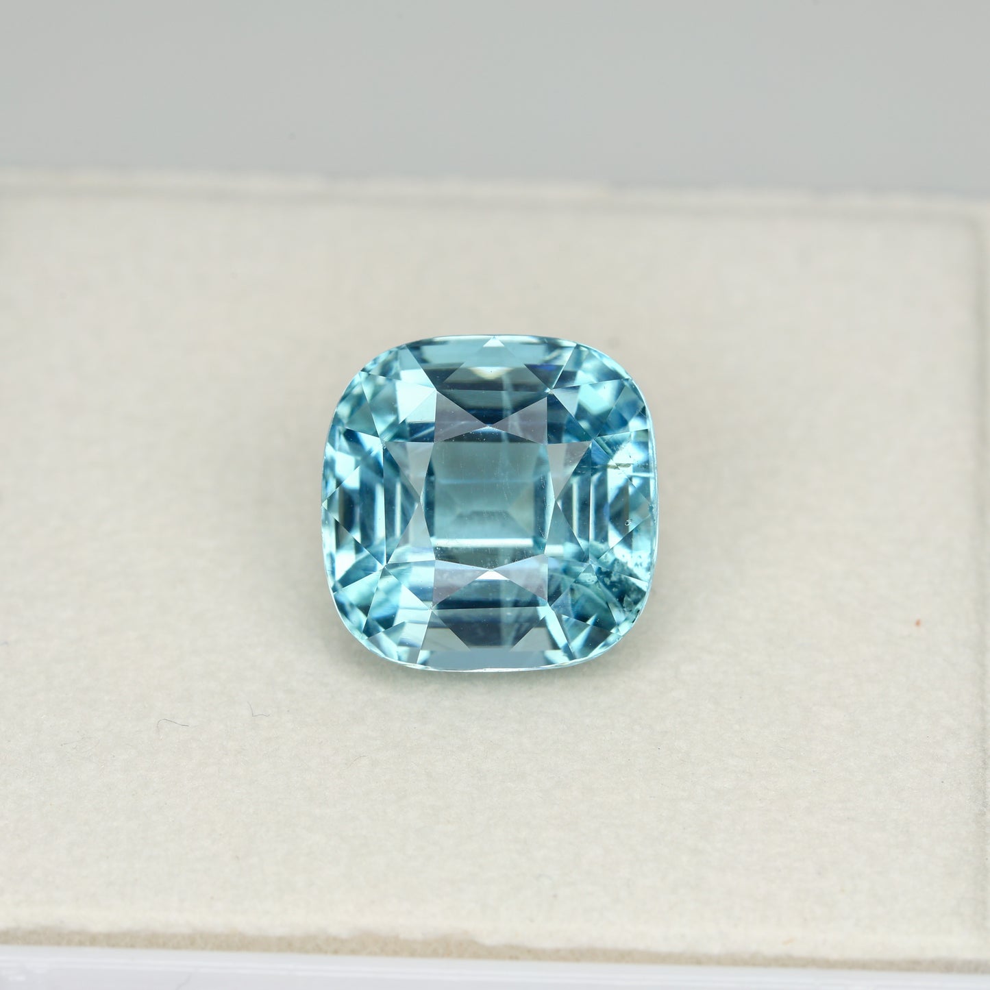 Faceted aquamarine 4.78 ct
