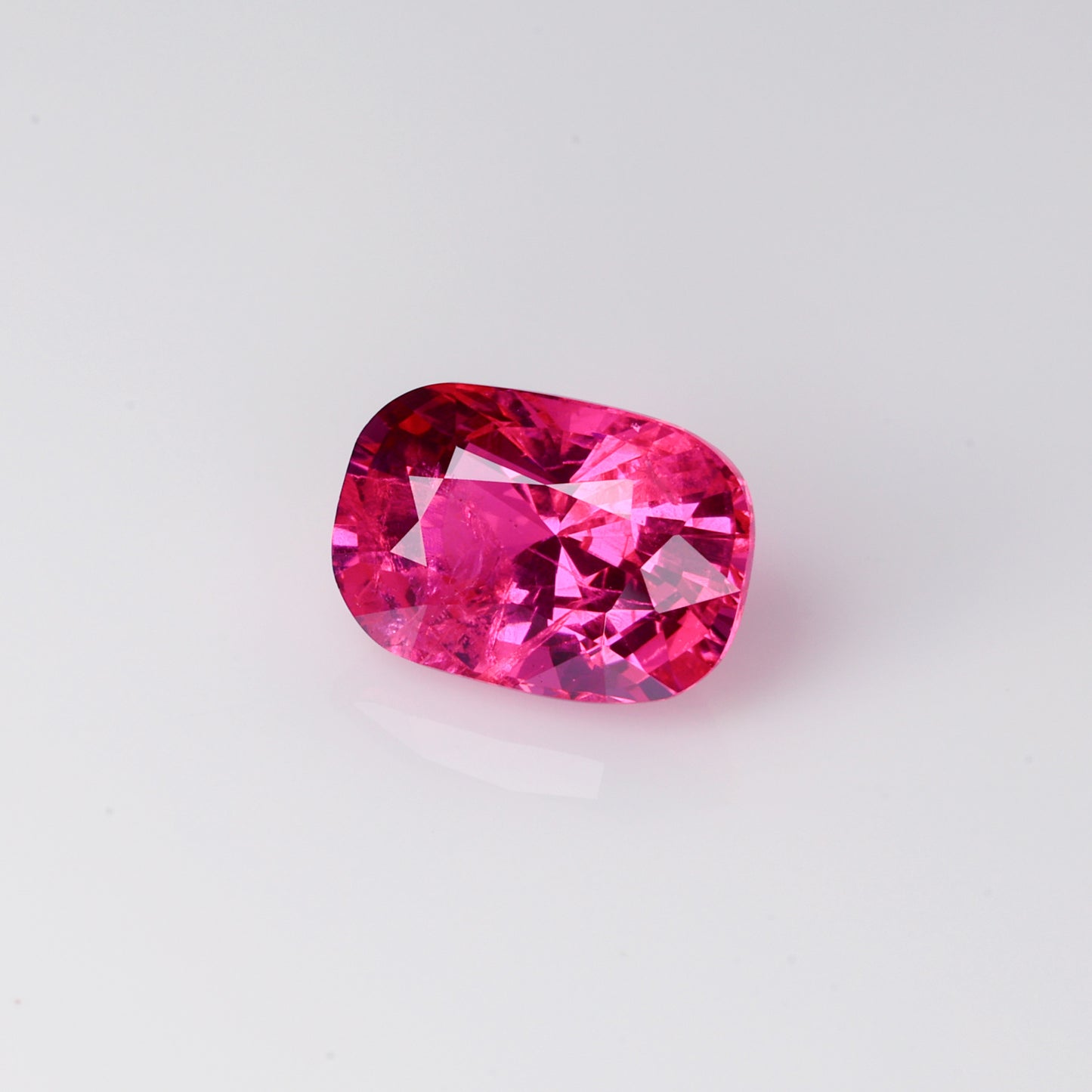 1.19 cts Vivid pink Mahenge spinel