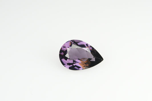 Violet burmese spinel 1.565 ct