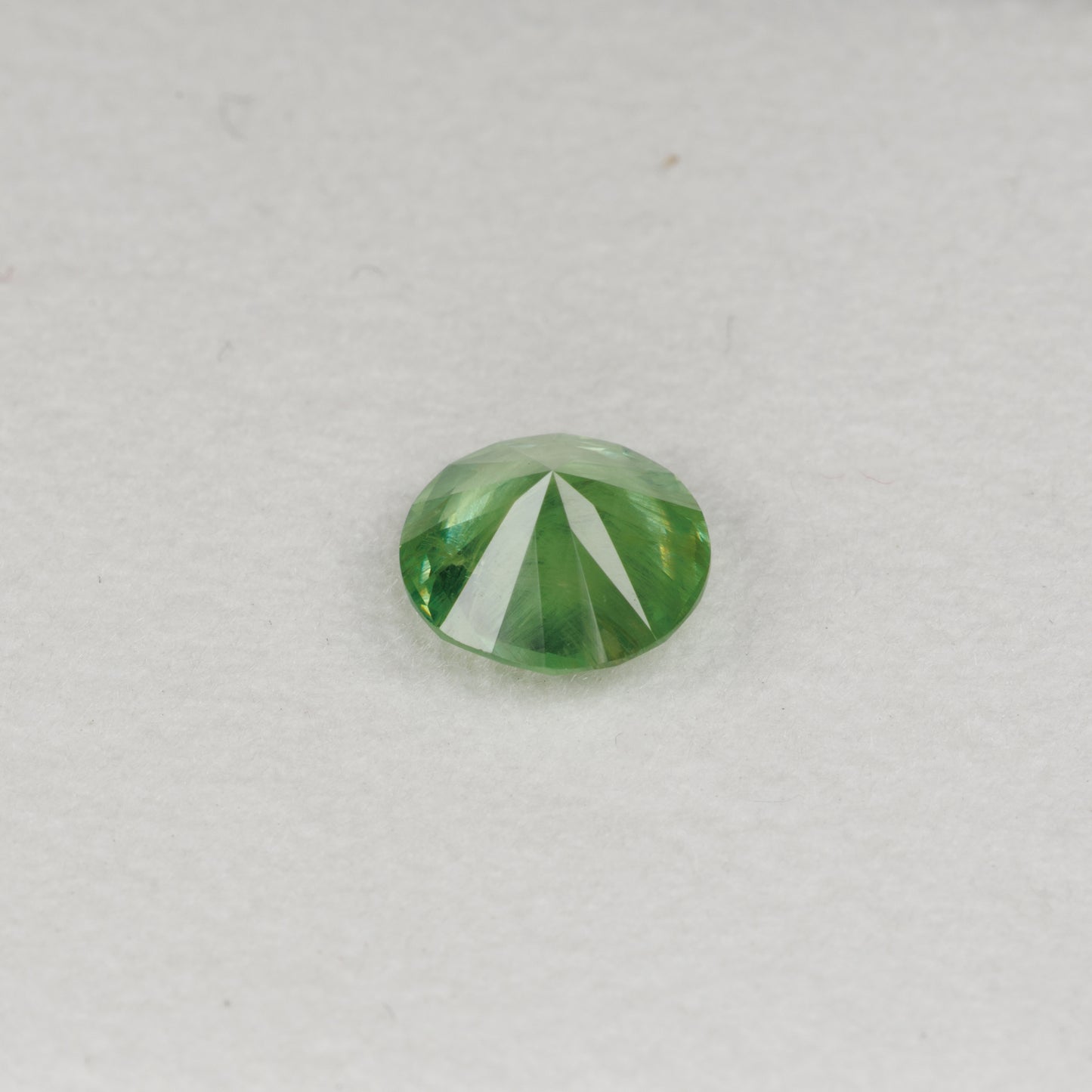 1 cts, Faceted Russian demantoid garnet