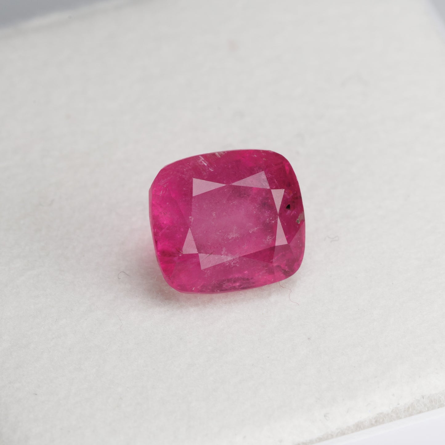 2.44 cts, Faceted afghan rubellite