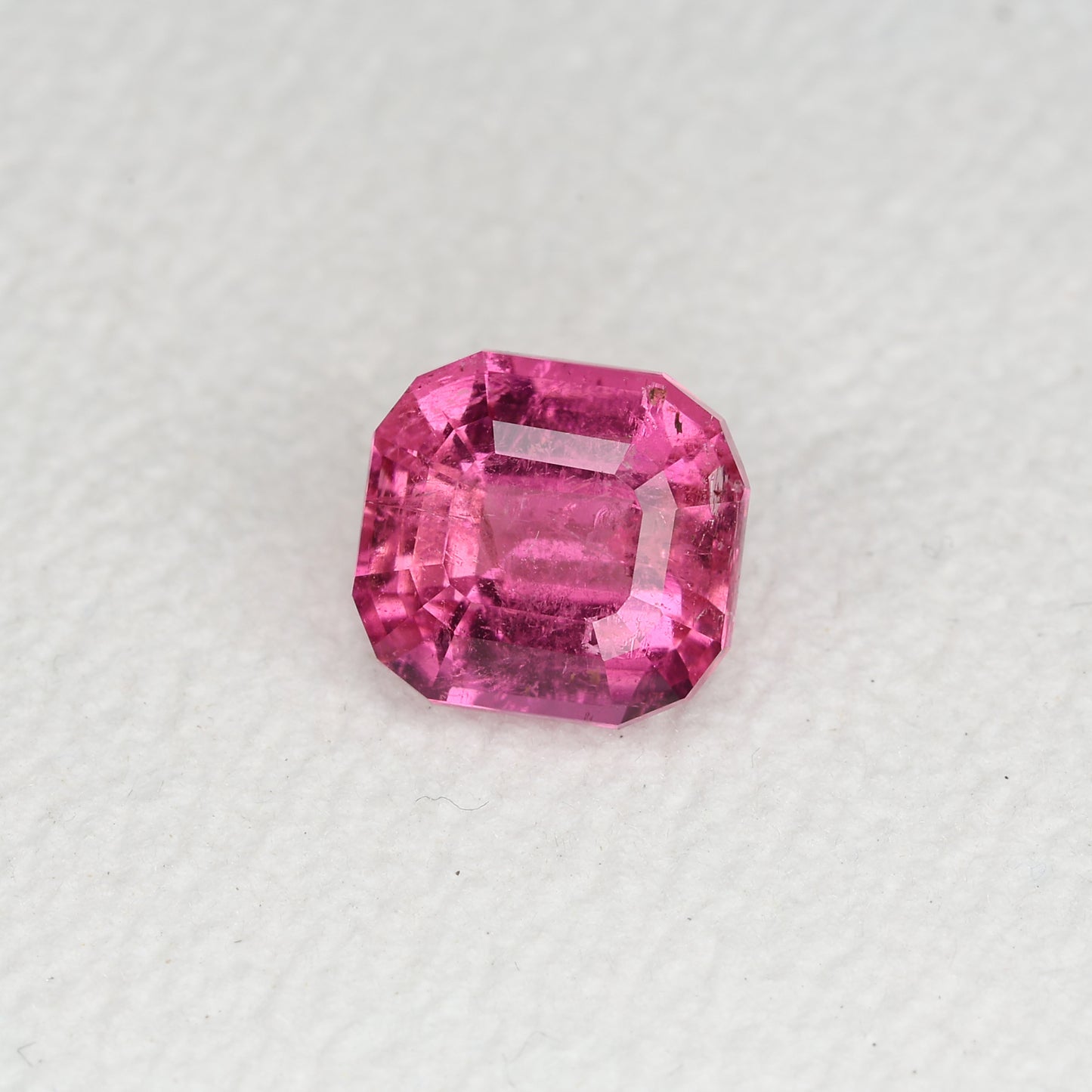1.74 cts Raspberry faceted tourmaline