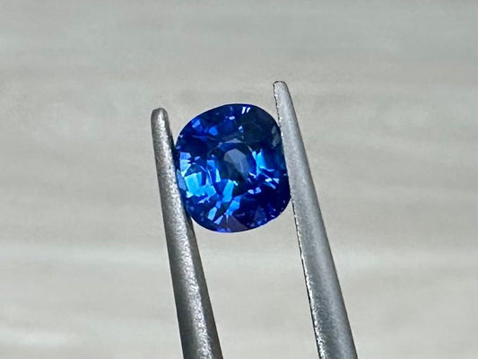 Natural sapphire heat treatment 0.98 ct