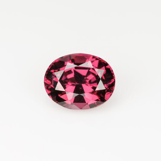 Faceted rhodolite garnet, 3.55 cts
