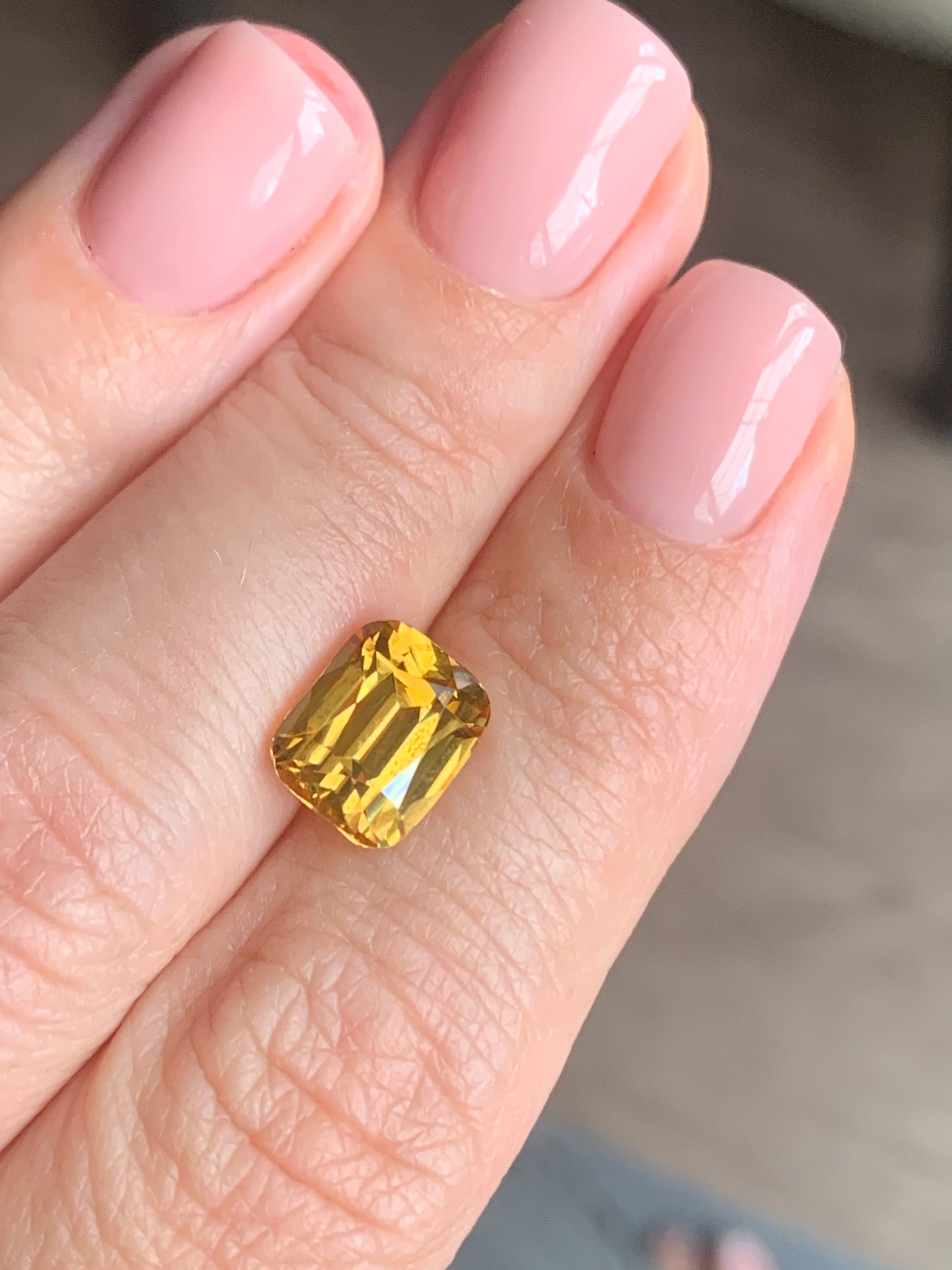 5.6 cts, Vivid yellow zircon, yellow faceted zircon