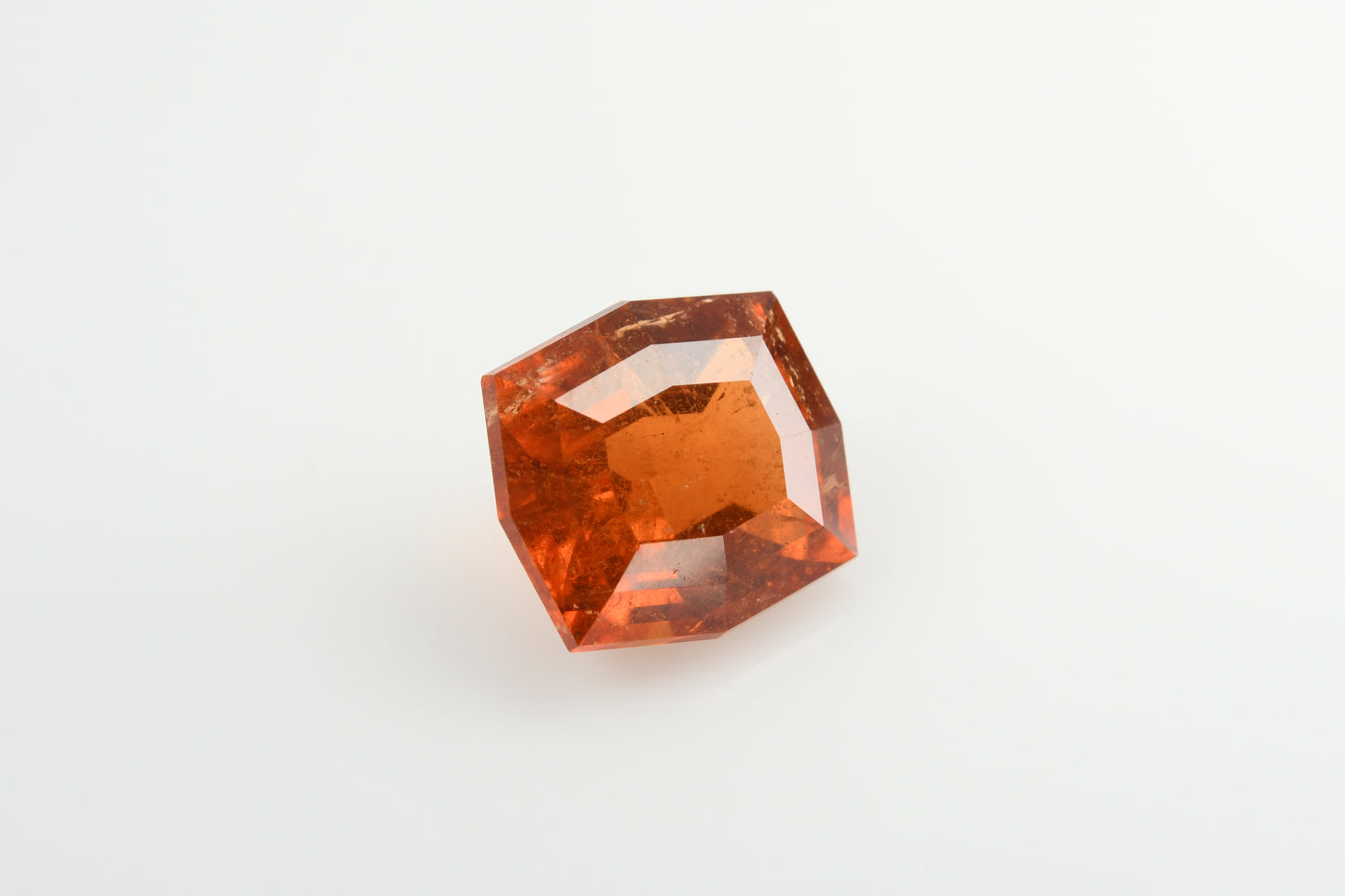 Faceted spessartite orange garnet  4.8 ct