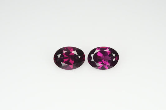 Pair of faceted rhodolite garnets 3.3 ct