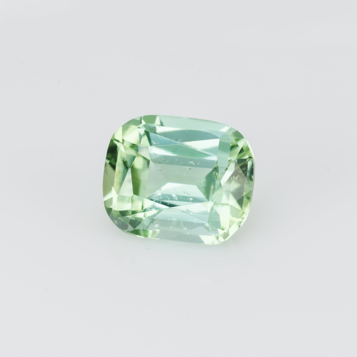2 cts, Faceted afghan light green tourmaline