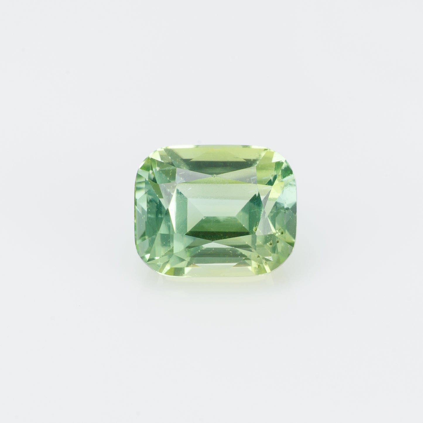 2 cts, Faceted mint green tourmaline