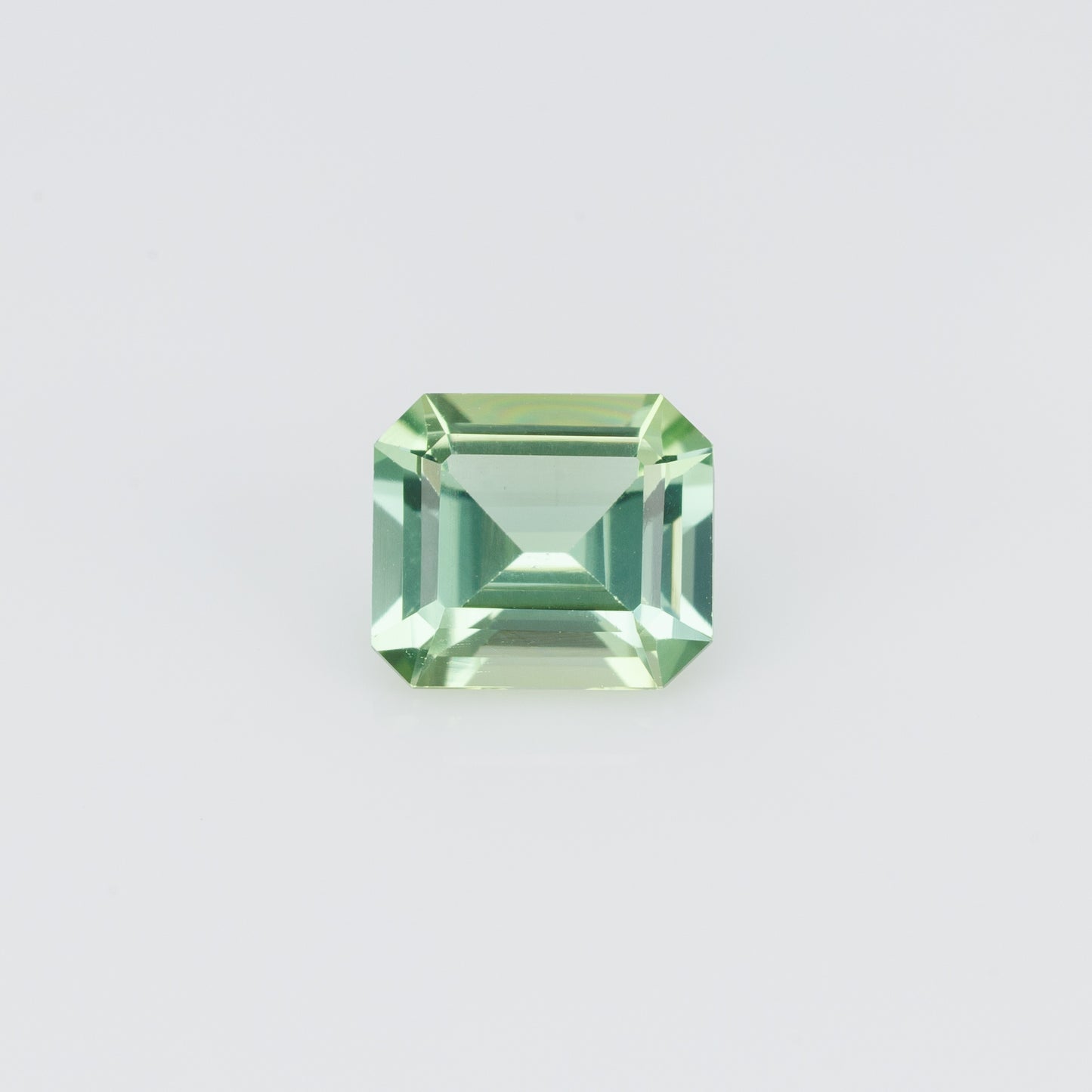 0.82 ct, Faceted mint green tourmaline