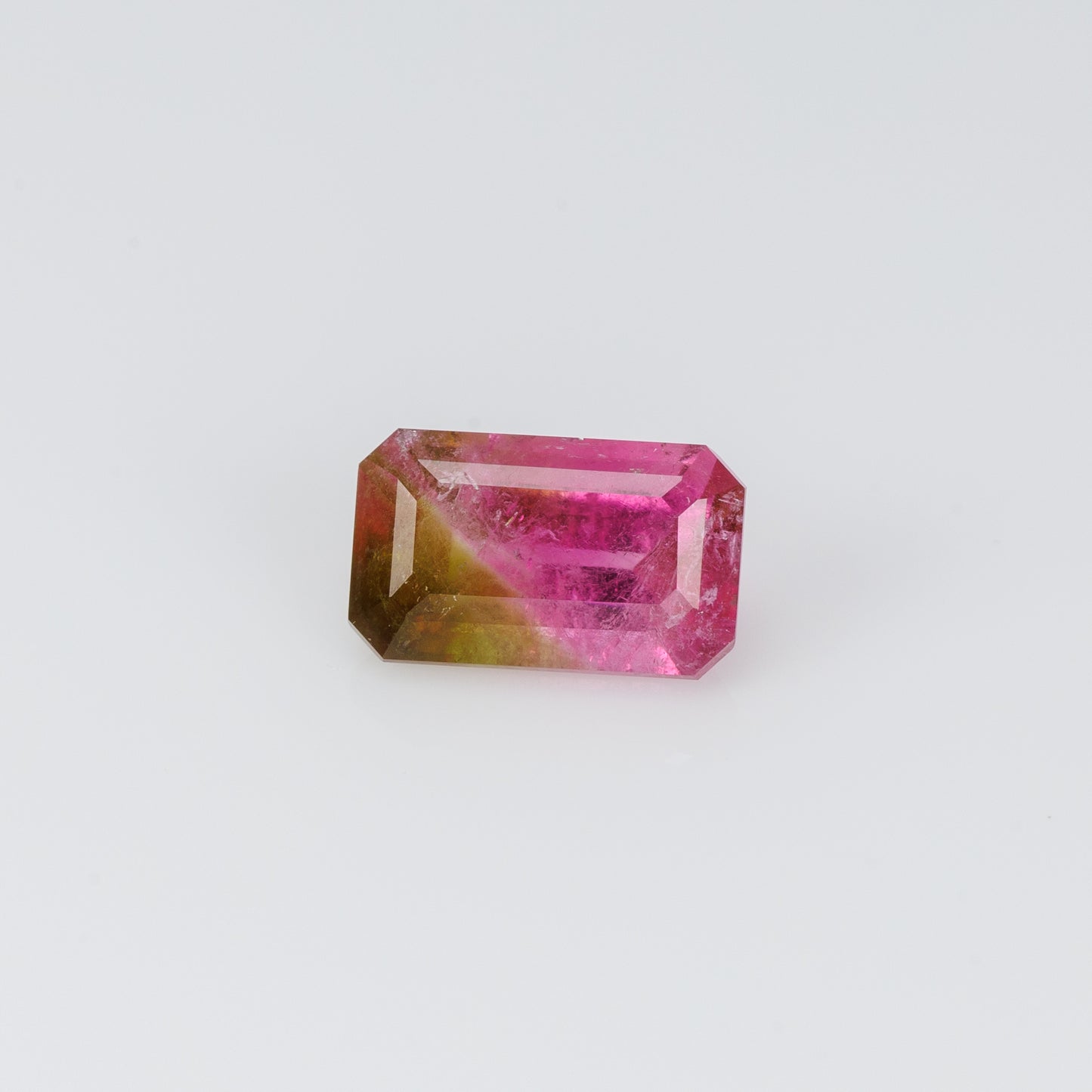 0.76 cts, Faceted bi color tourmaline