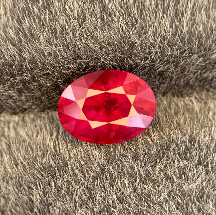 3.09 cts, Natural faceted Ruby