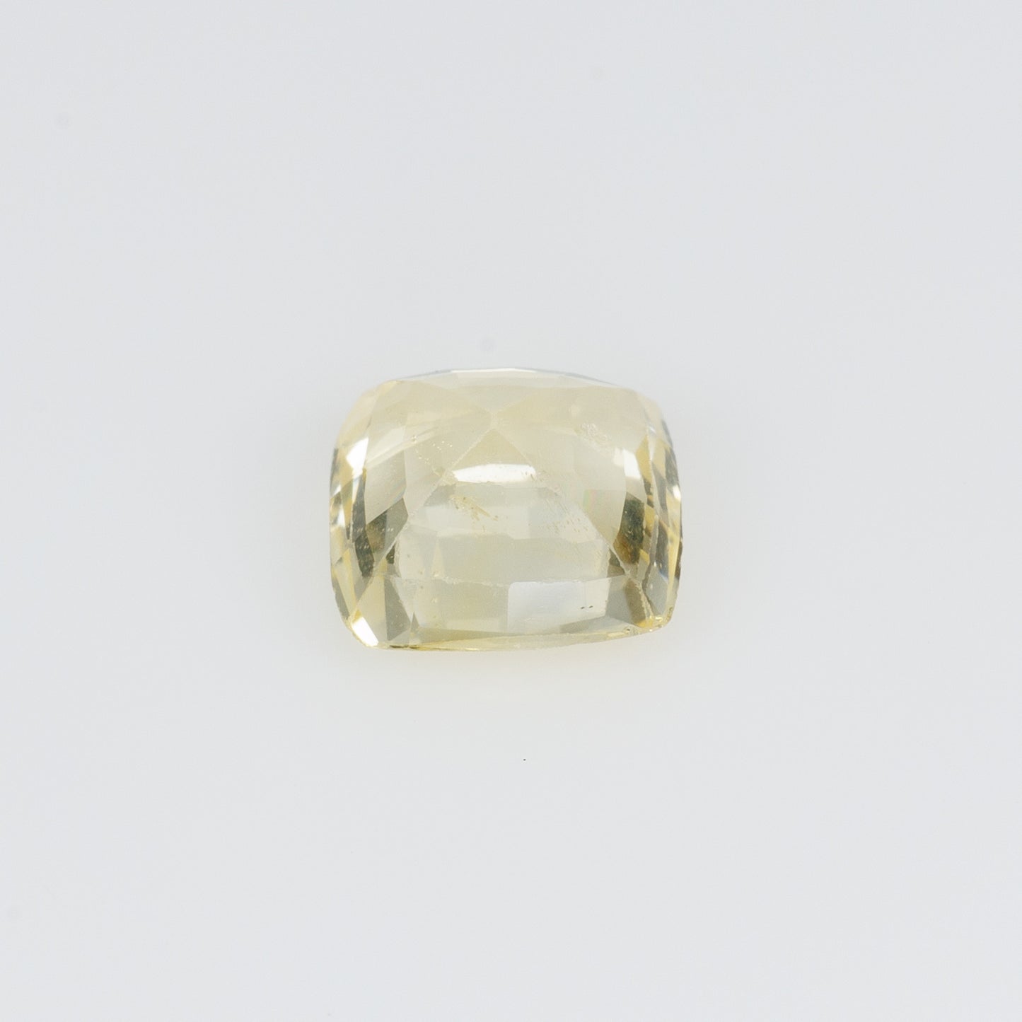 1.04 ct, Faceted yellow sapphire