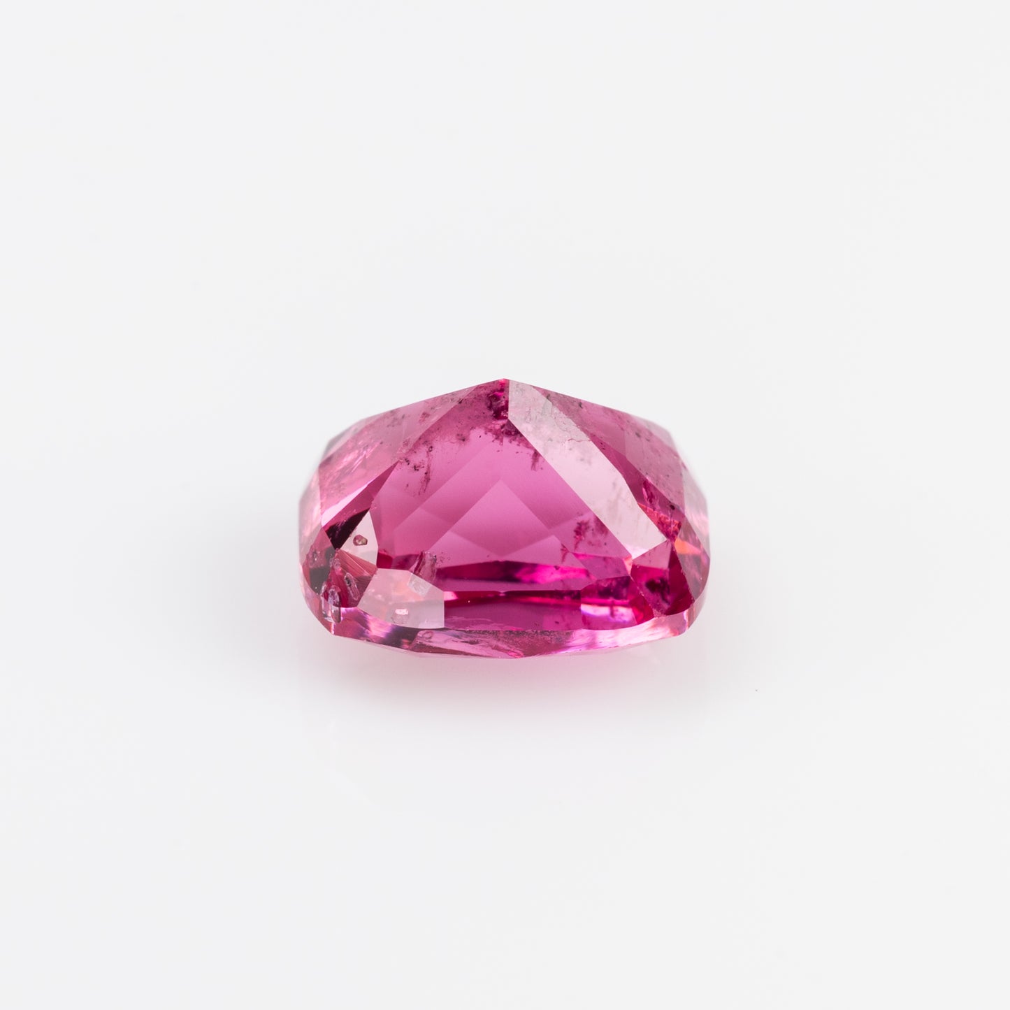 1.76 cts, Faceted Mahenge pink spinel