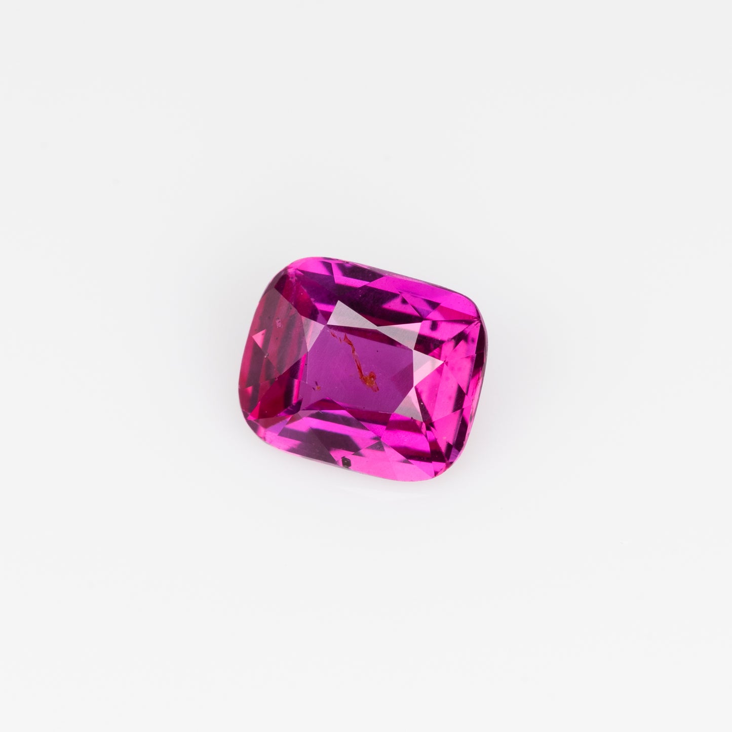 0.53 сt, Vivid red-pink unheated ruby