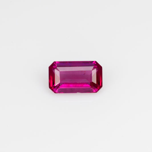 0.61 сt, Vivid red-pink unheated ruby