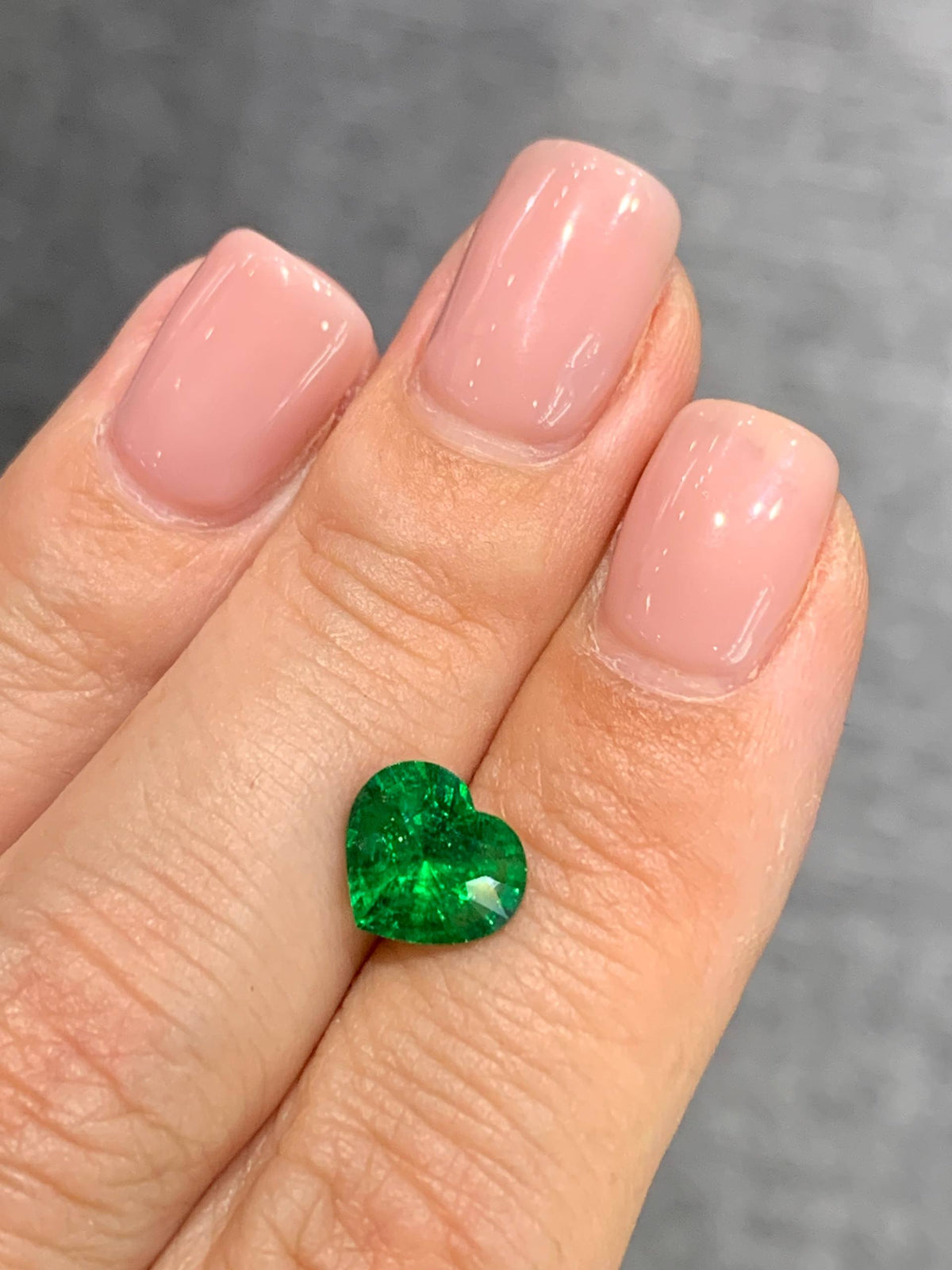 2.5 cts, Perfect cut faceted tsavorite grossular garnet heart shape