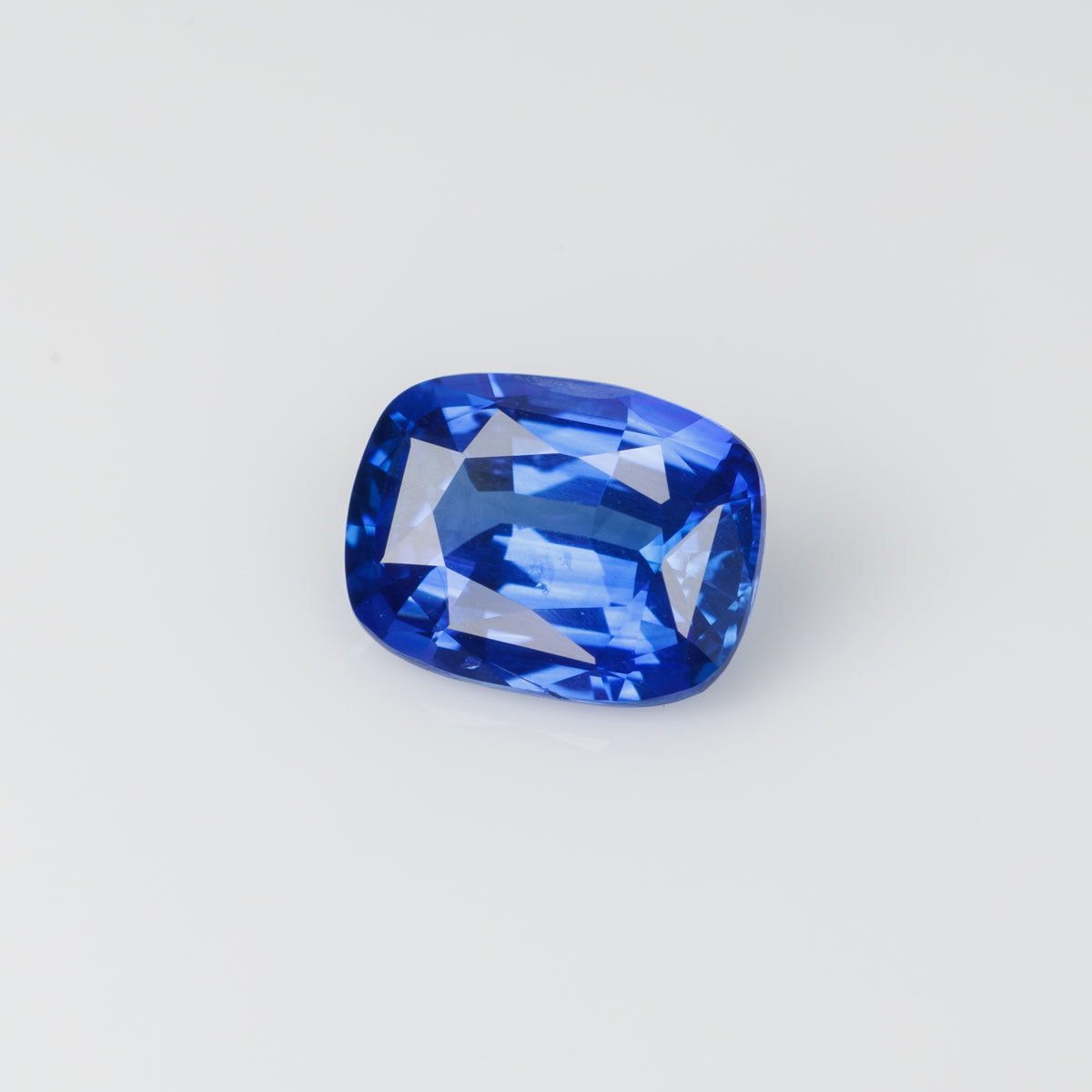 1.63 CTs, Faceted cornflower blue sapphire amazing color, good cut