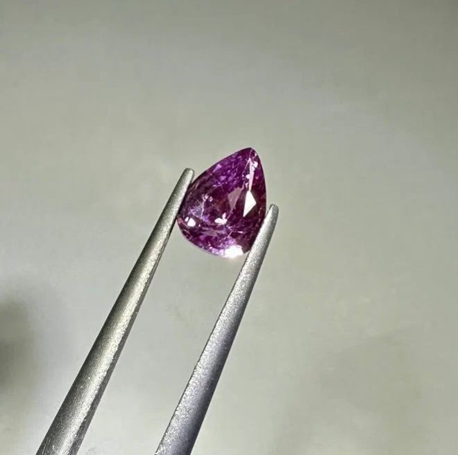 Pink faceted sapphire 1.08 ct