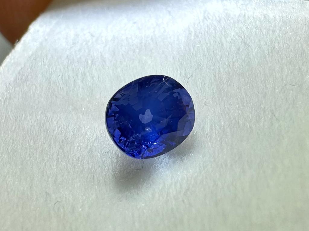 Peacock color blue sapphire heat treatment 1.57 ct