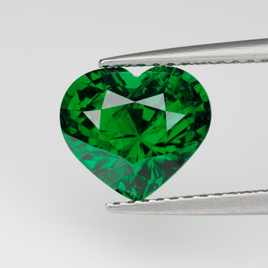 2.66 cts, Faceted heart shape tsavorite grossular garnet