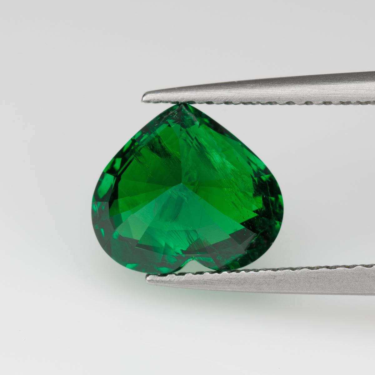2.66 cts, Faceted heart shape tsavorite grossular garnet