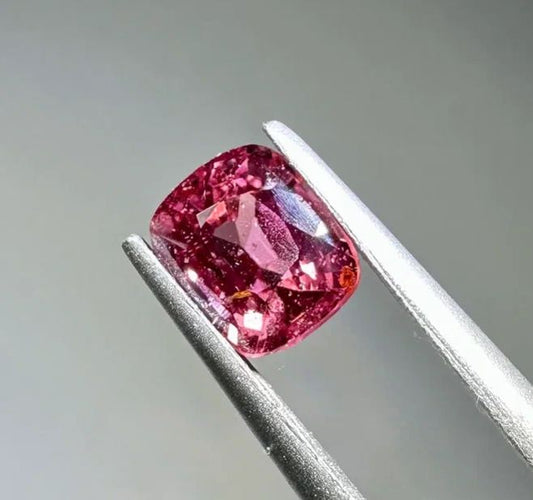 Burmese Spinel 1.10 ct