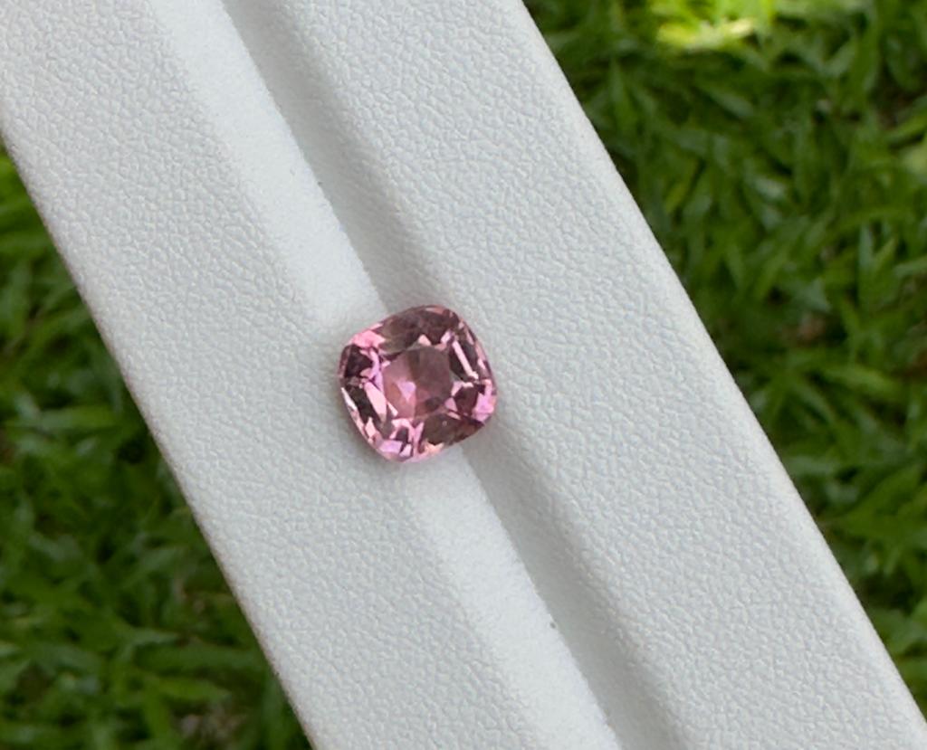 Faceted pink tourmaline 3 ct