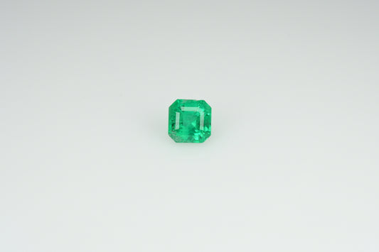 Faceted natural emerald 0.33 ct
