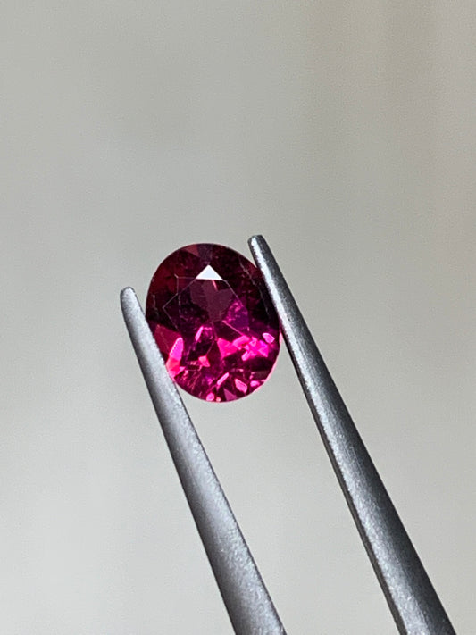 Vivid pink faceted rubellite tourmaline 0.75 ct