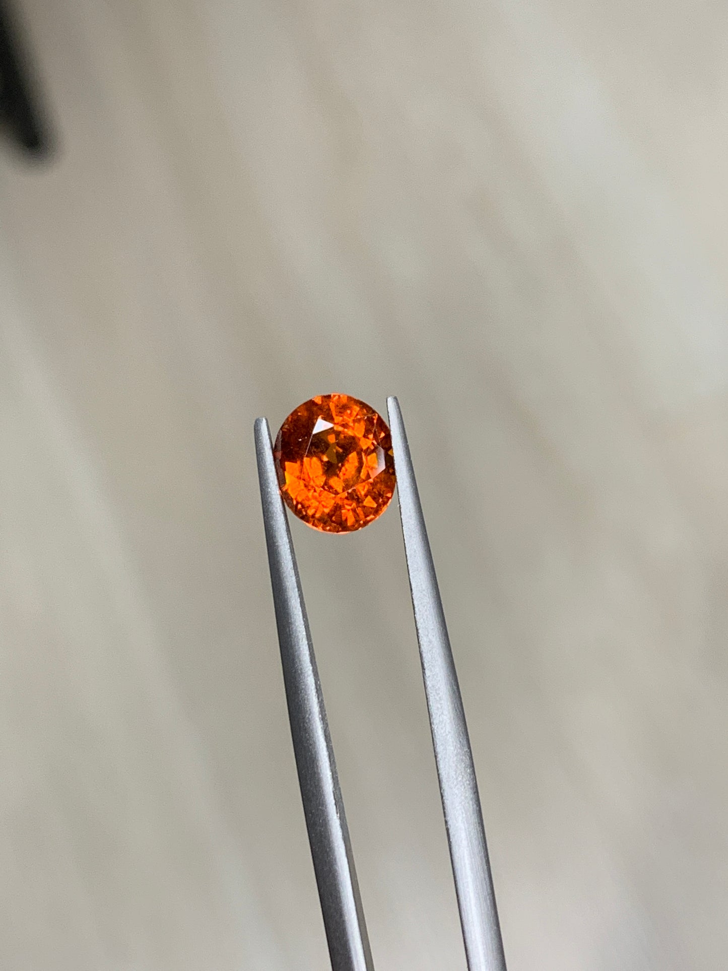 Oval spessartite garnet, Mandarin garnet 2.57 cts