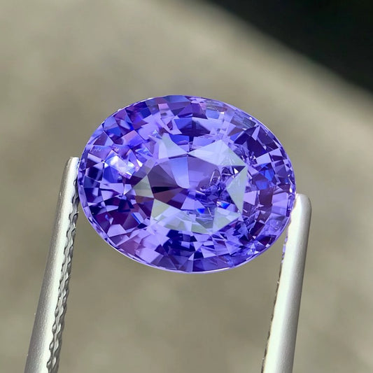 GIA certified, 5.16 Carats, Natural Violet Sapphire, Oval Cut, Sri Lankan Gemstone